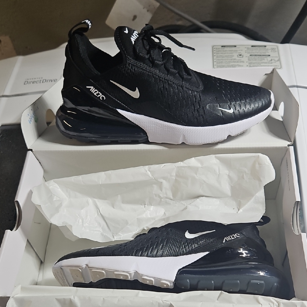 Air Max 270
